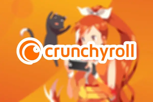 Crunchyroll logo com mascote desfocada atrás